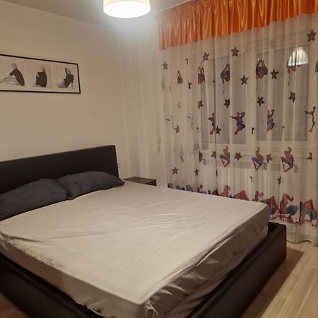 2 Bedrooms Apartment. Gałacz Zewnętrze zdjęcie